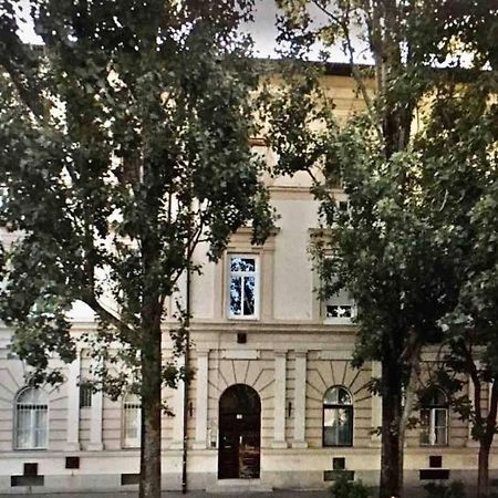 Pedal Apartman Szeged City Экстерьер фото