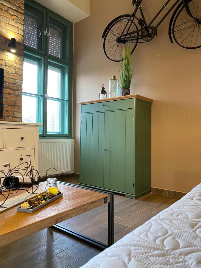 Pedal Apartman Szeged City Экстерьер фото