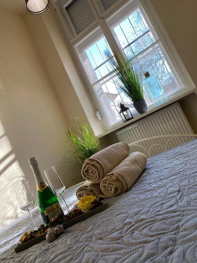 Pedal Apartman Szeged City Экстерьер фото